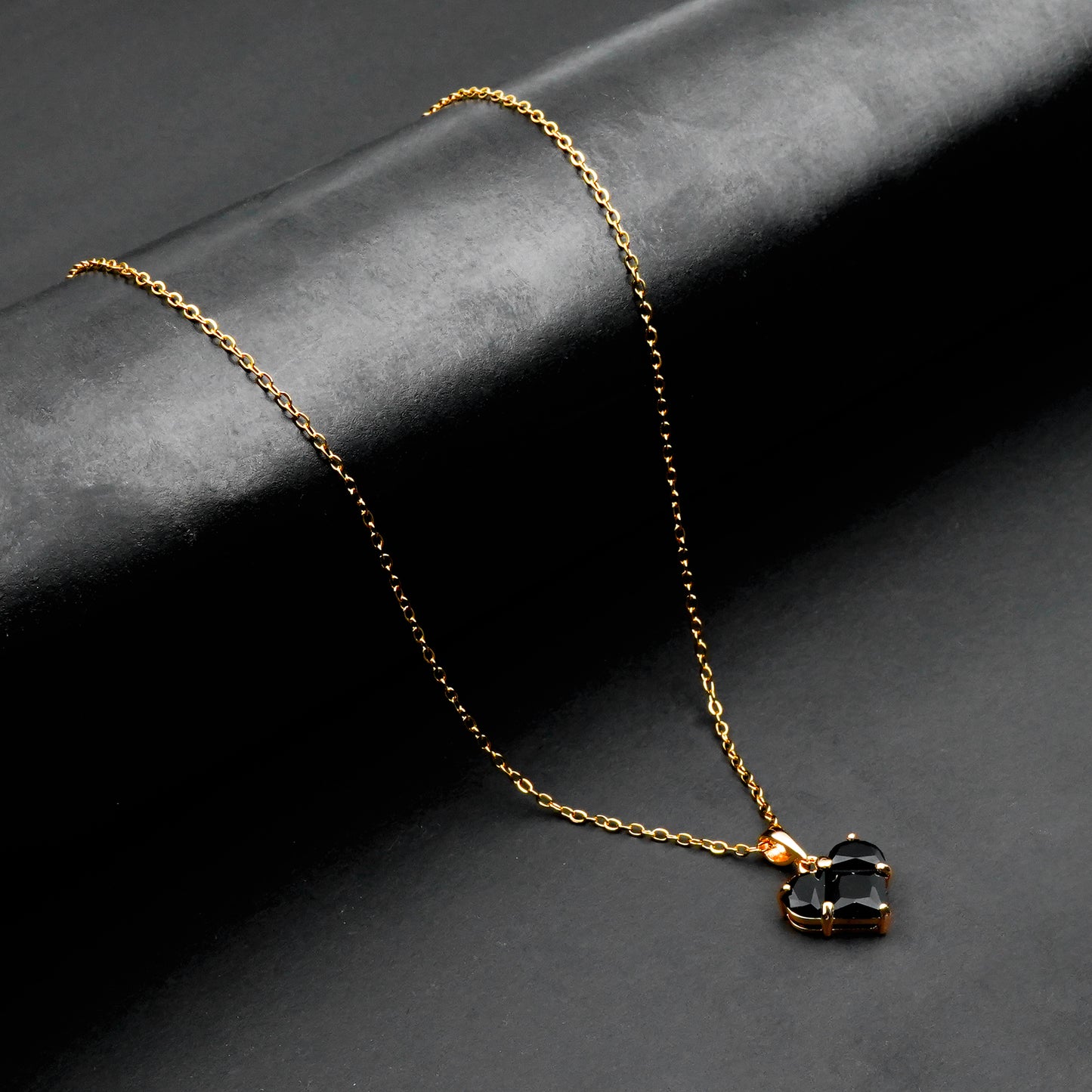 Black Heart pendant with golden Cable chain -316L