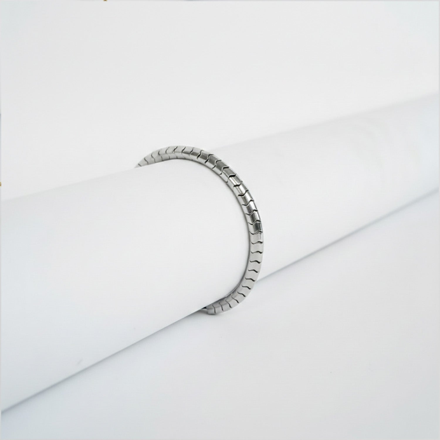 11mm Silver Hematite Arrow Bracelet.