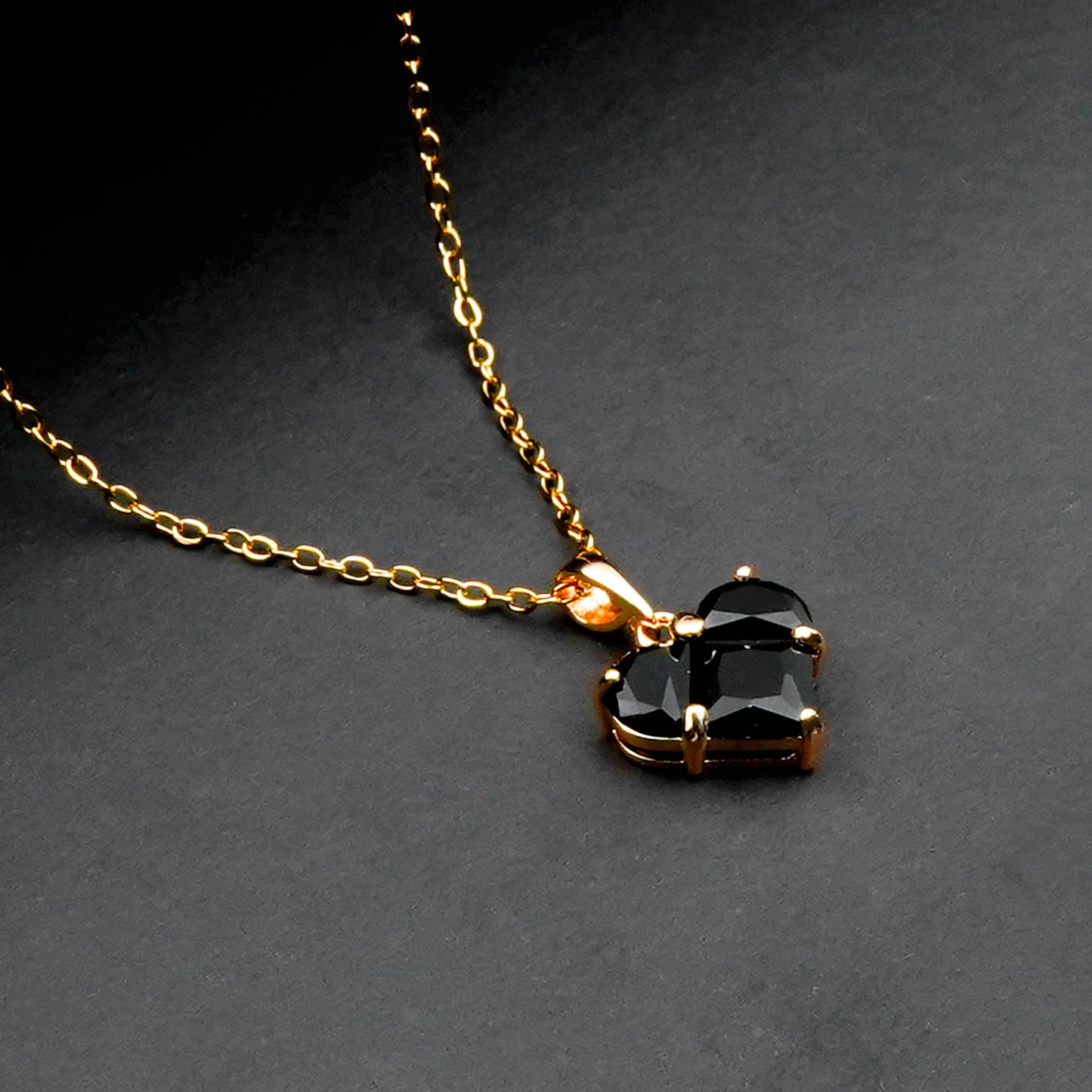 Black Heart pendant with golden Cable chain -316L