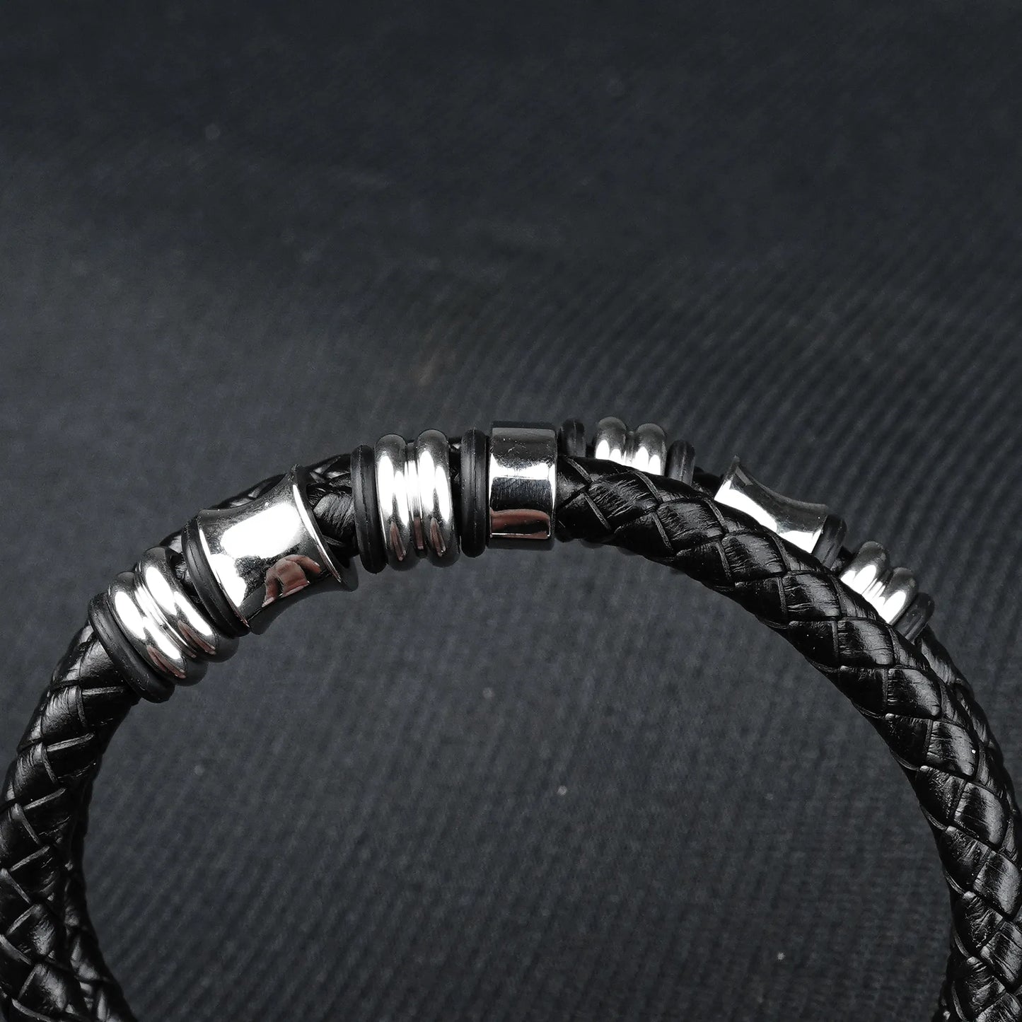 Men's leather Bracelets in Pakistan