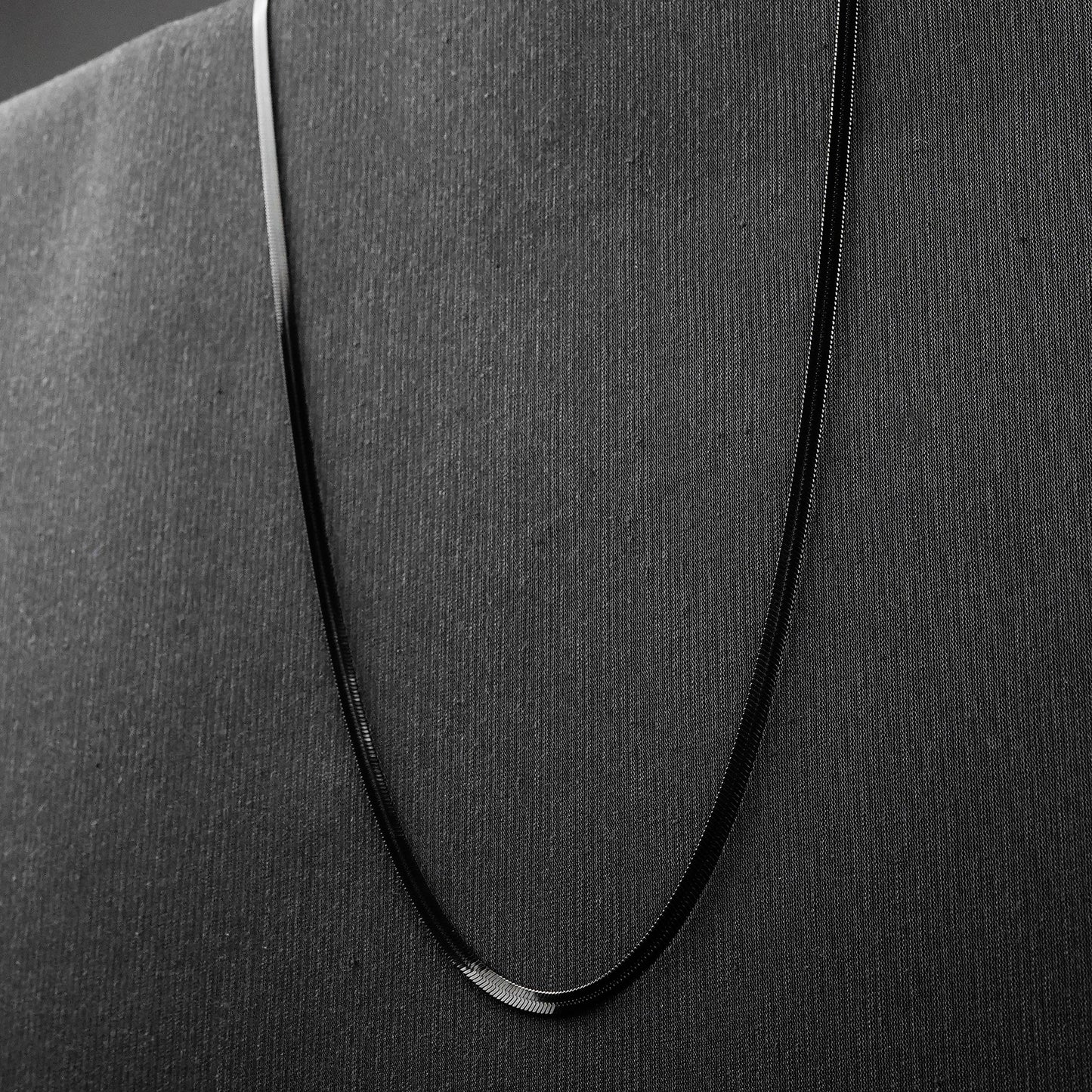 5mm Black Flex Herringbone chain -316L