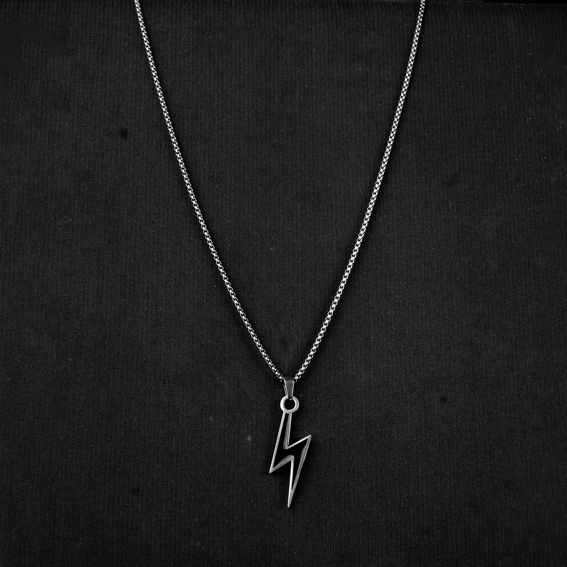 Flash pendant with silver Roundcut chain -317L