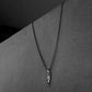 Lightning pendant with Black Roundcut chain
